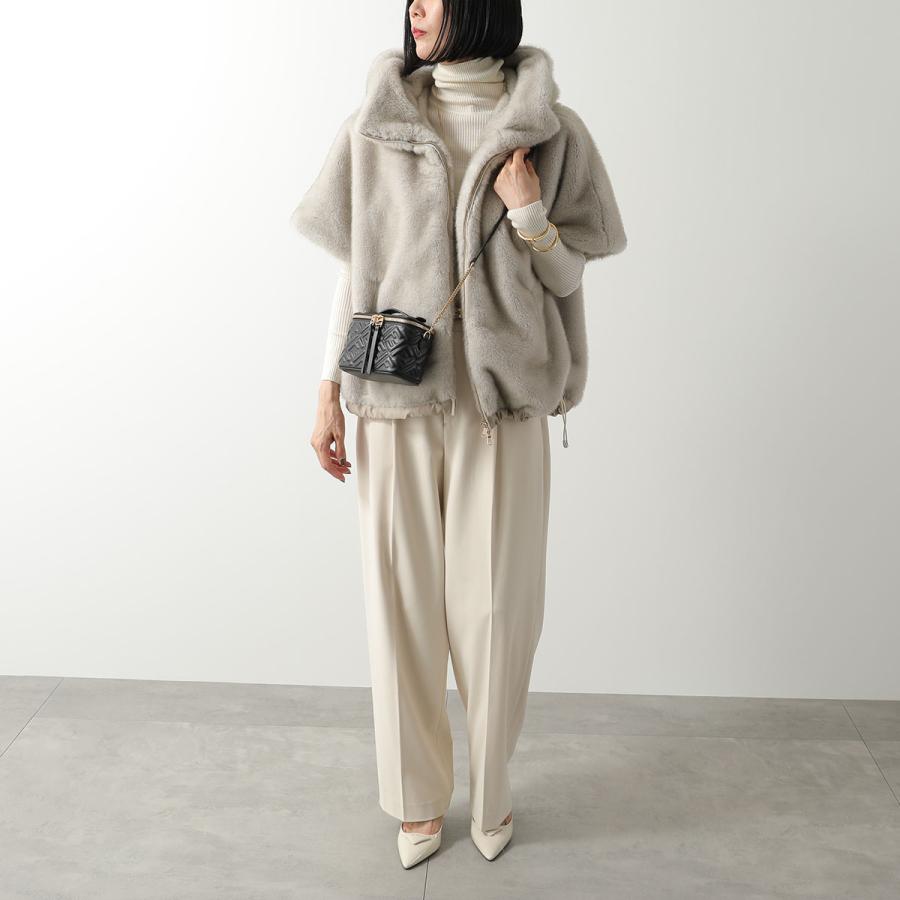 FENDI フェンディ ショルダーバッグ VANITY ヴァニティ 8BS108 AAJD レディース レザー FFモチーフ ハンドバッグ ミニバッグ 鞄 カラー2色の画像