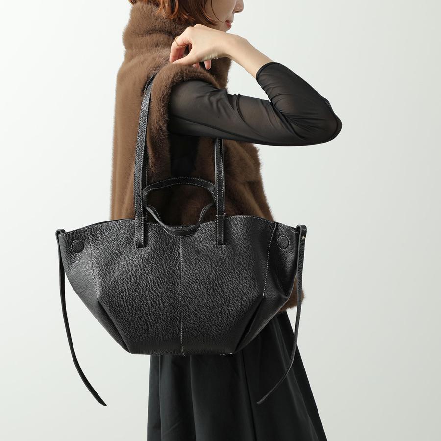 ★新品タグ付き★Andrea Cardone_メタリックレザーバッグ_黒_A4 アンドレアカルドネ Andrea Cardone メタリックレザートートバッグ