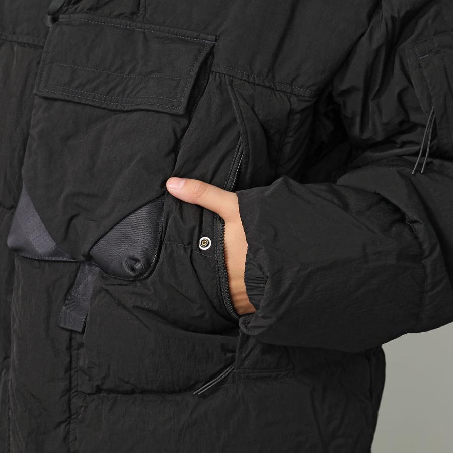 C.P. COMPANY C.P.COMPANY シーピーカンパニー ダウンジャケット