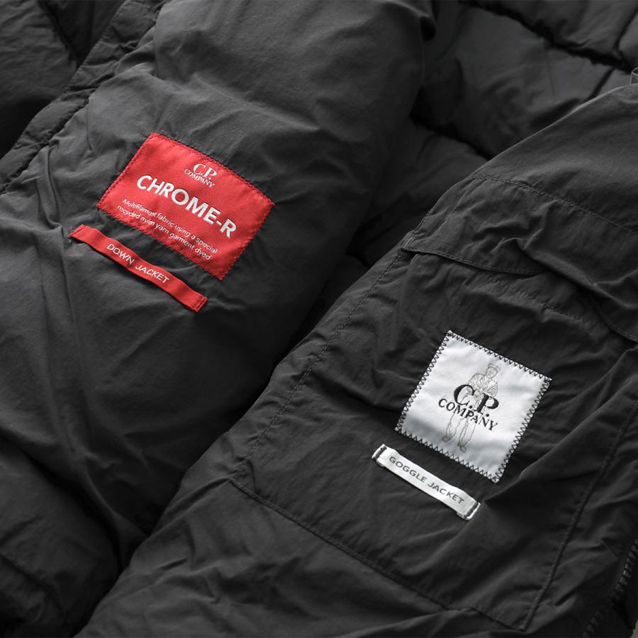 C.P. COMPANY（シーピーカンパニー） ダウンジャケット Chrome R