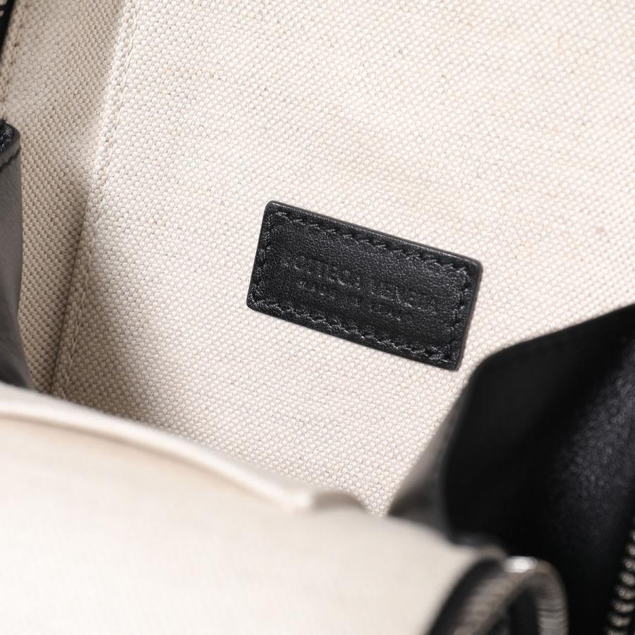 BOTTEGA VENETA（ボッテガ・ヴェネタ） フォンポーチ 826829 V2HL0