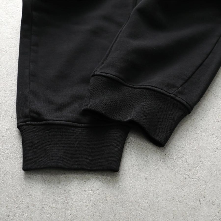 STONE ISLAND（ストーン アイランド） スウェットパンツ K2S156200010