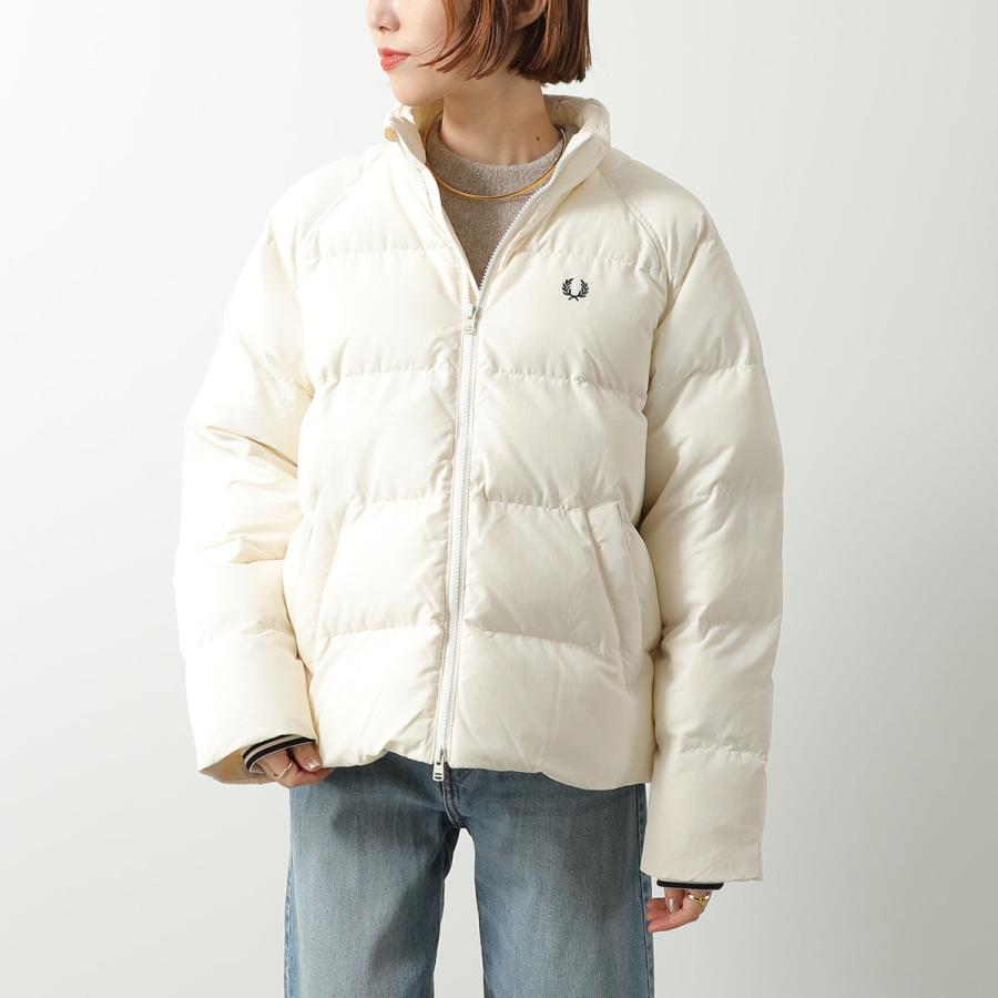 FRED PERRY（フレッドペリー） 中綿ジャケット RAGLAN SLEEVE PADDED