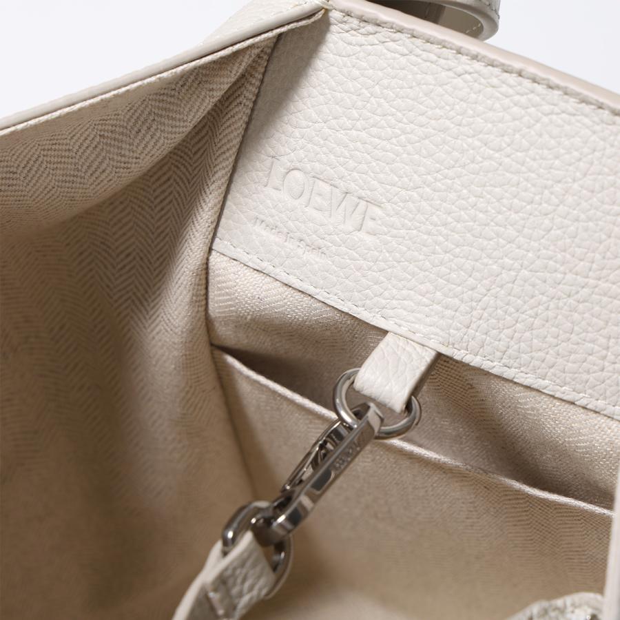 LOEWE（ロエベ） ハンドバッグ HAMMOCK COMPACT ハンモックバッグ
