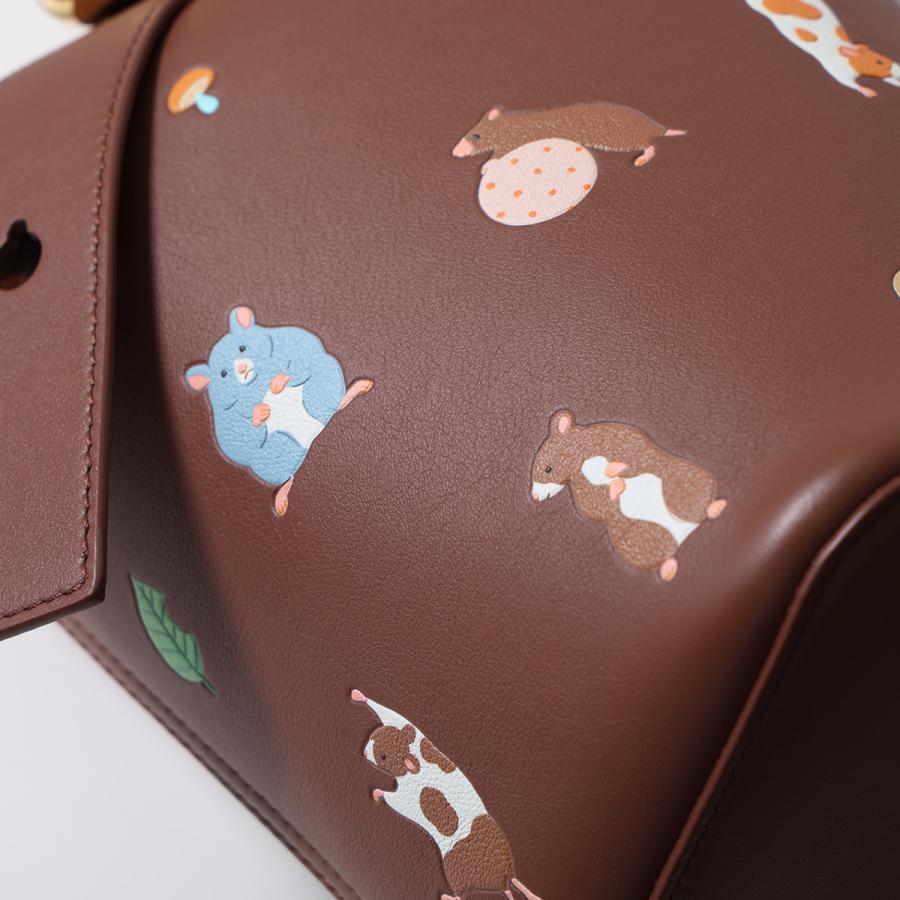 LOEWE（ロエベ） ショルダーバッグ PEBBLE BUCKET MINI BAG ペブル