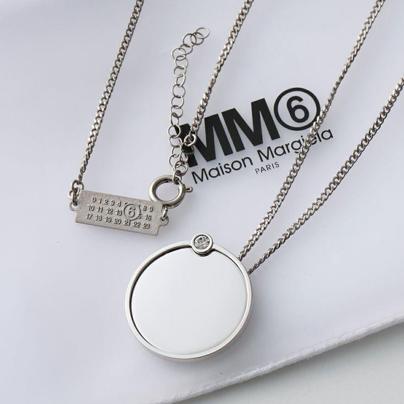 MM6 エムエムシックス メゾンマルジェラ ネックレス SM7UU0114 P8605
