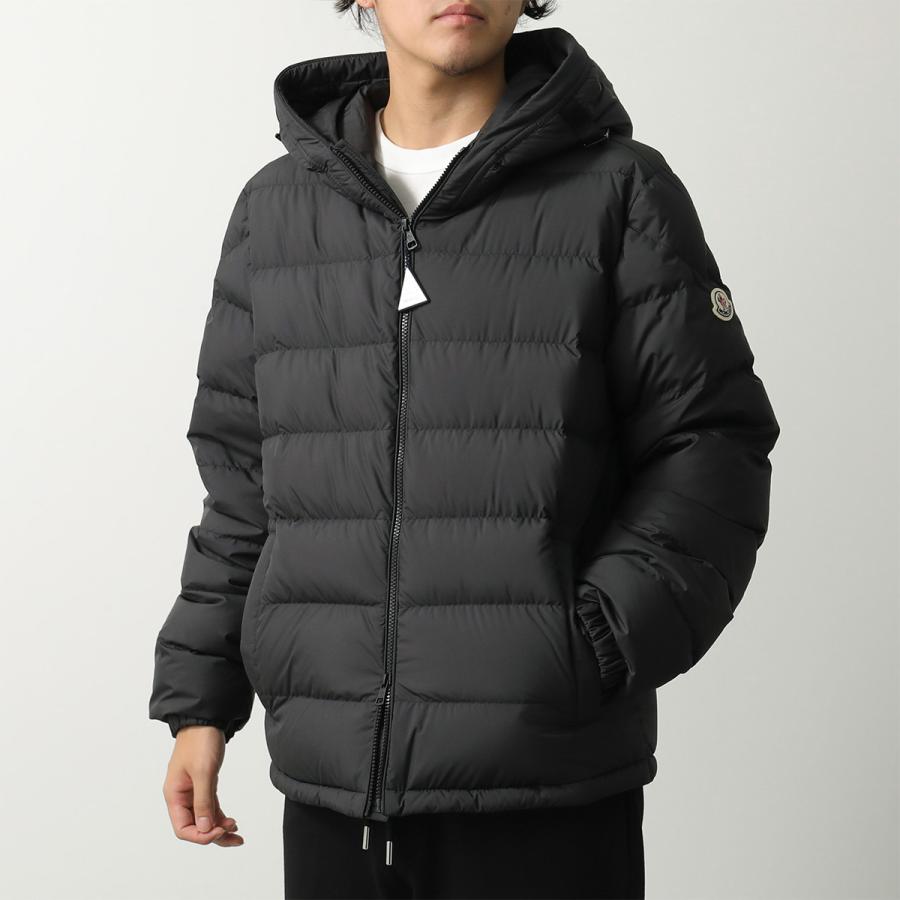 MONCLER（モンクレール） ダウンジャケット LAVERAET ラヴェラート