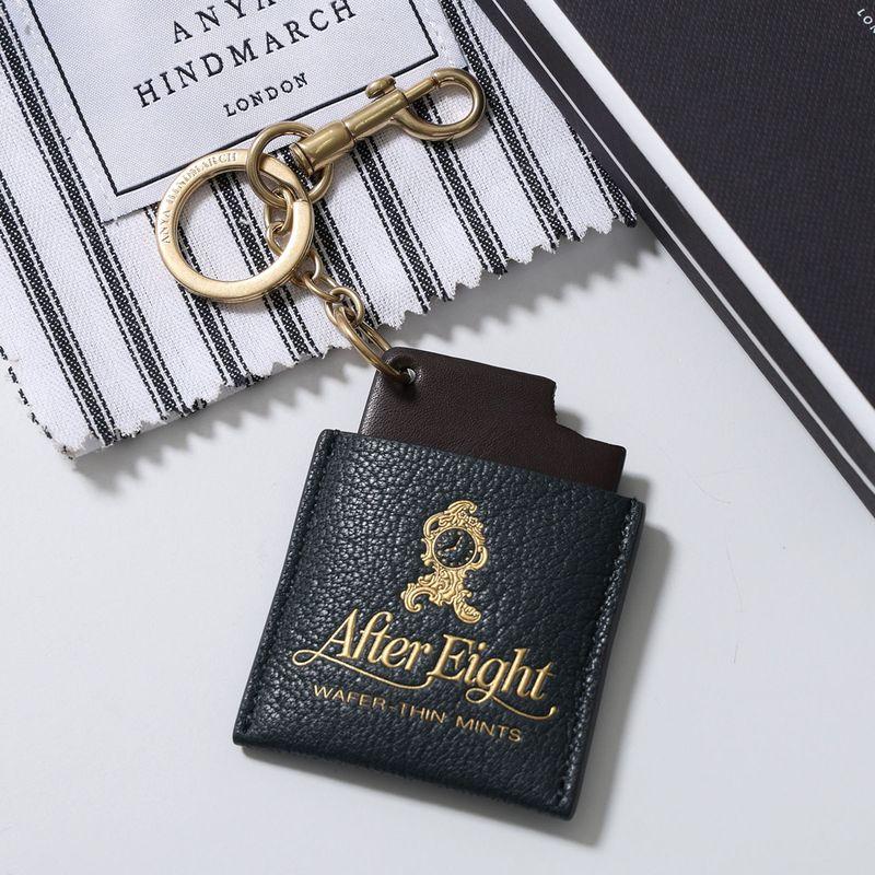 ANYA HINDMARCH（アニヤ・ハインドマーチ） キーホルダー Anya Brands