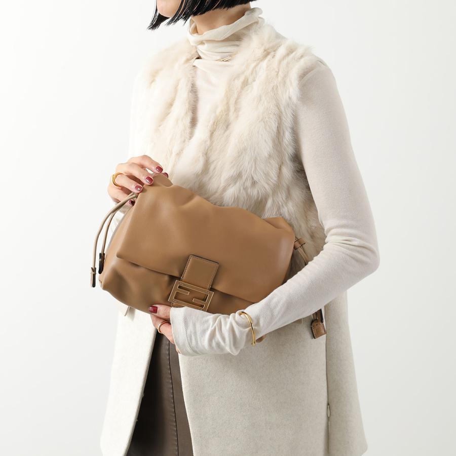 FENDI（フェンディ） ショルダーバッグ MAMMA BAGUETTE MEDIUM マンマ