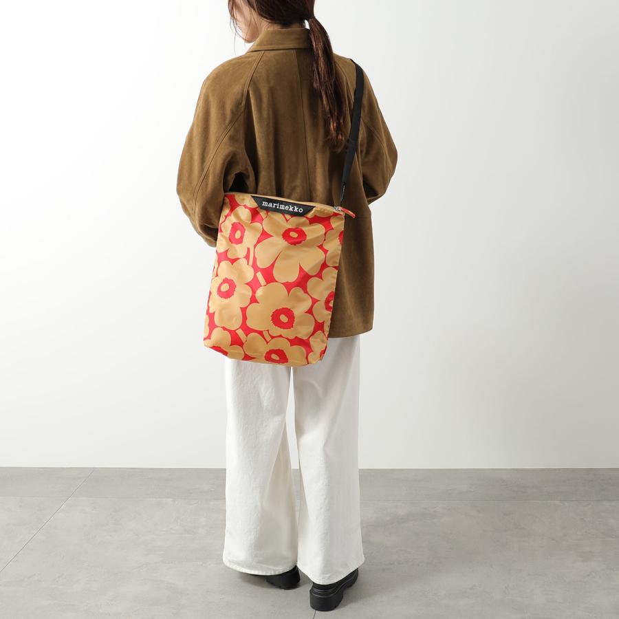 marimekko（マリメッコ） ショルダーバッグ Neat Crossbody Unikko M