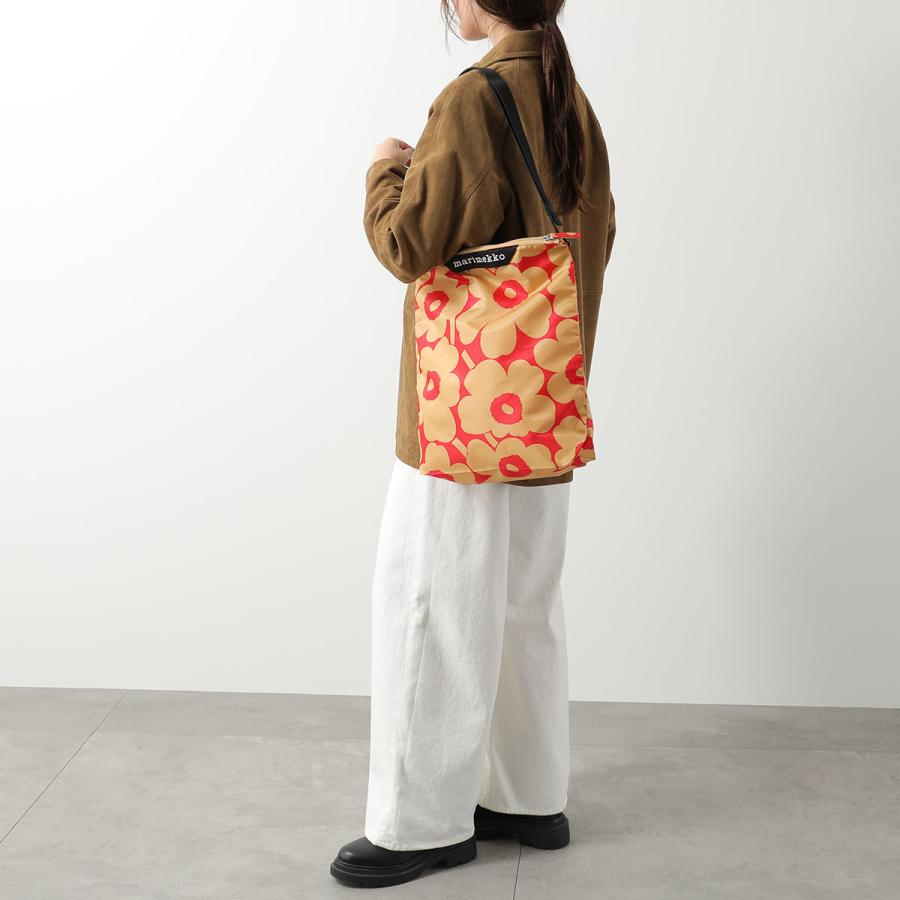 marimekko（マリメッコ） ショルダーバッグ Neat Crossbody Unikko M