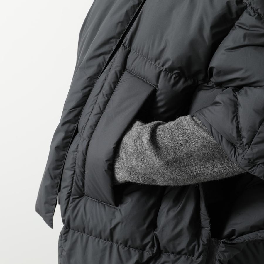 LIVIANA CONTI（リビアナコンティ） ダウンジャケット F5WW20