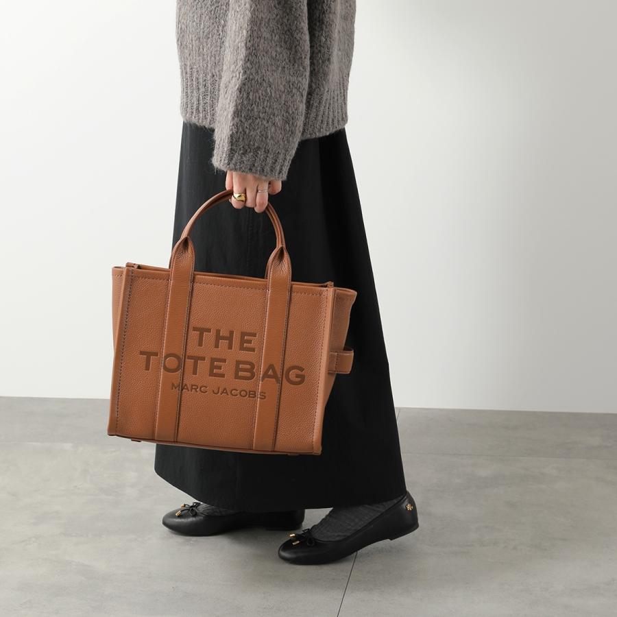 マークジェイコブス 2way バッグ THE TOTEBAG ベージュ H004L01PF21 美品 レザー 中古 MARC JACOBS トートバッグ ショルダーバッグ クロスボディ メンズ レディース 定番 人気 革 ロゴ 肩掛け MARC JACOBS（マーク・ジェイコブス） トートバッグ THE LEATHER TOTE