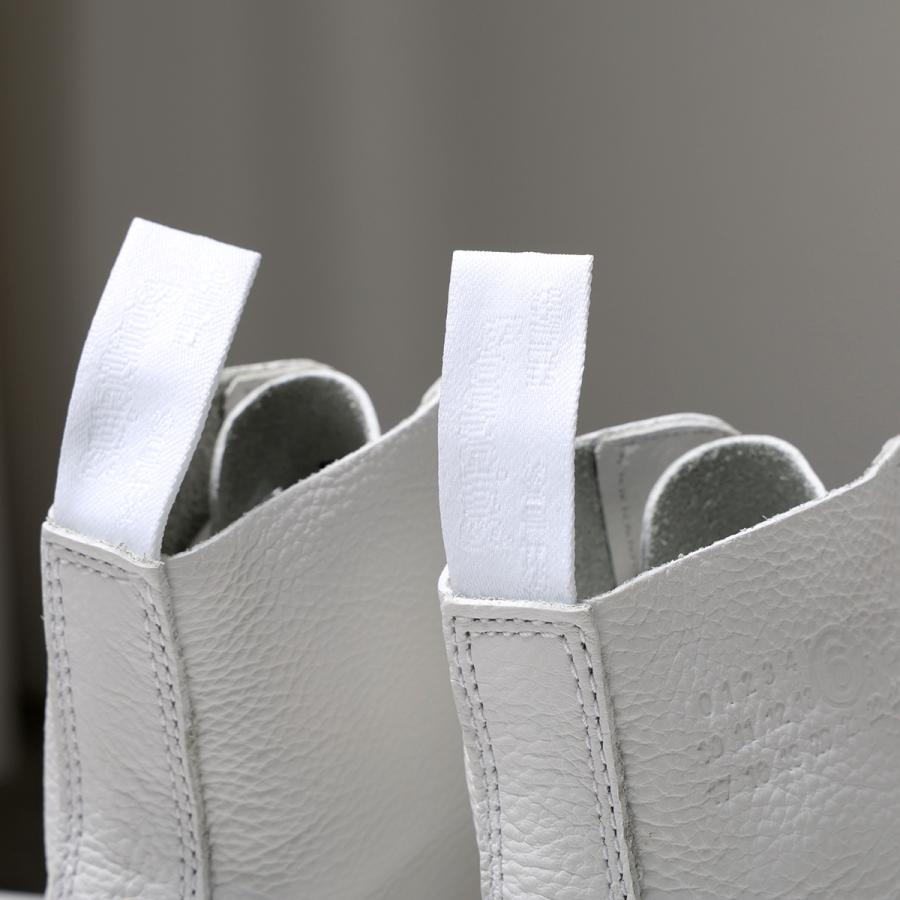 MM6×Dr. Martens ホワイト ワークブーツ 6 UK MM6 Maison Margiela x Dr. Martens 1460 ブーツ | ホワイト | FARFETCH JP