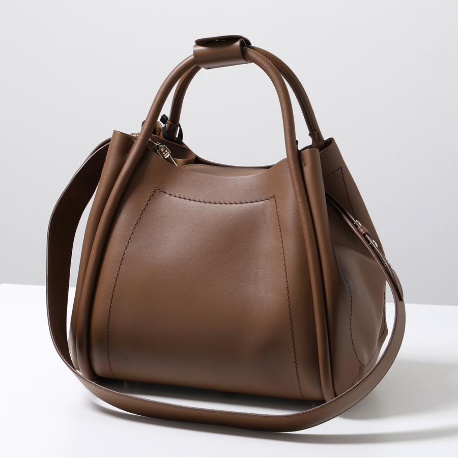マックスマーラ　ショルダーバック　美品 Max Mara（マックスマーラ） ショルダーバッグ MARINXS マリンクス