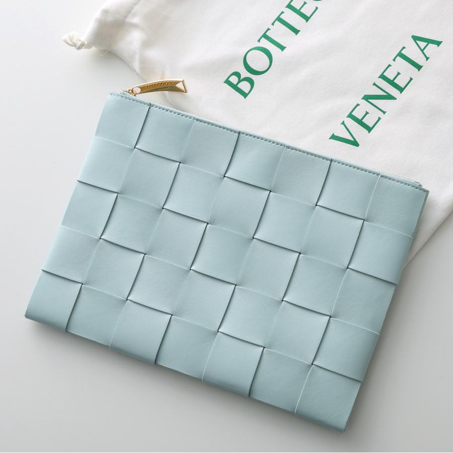 BOTTEGA VENETA（ボッテガ・ヴェネタ） クラッチバッグ CASSETTE