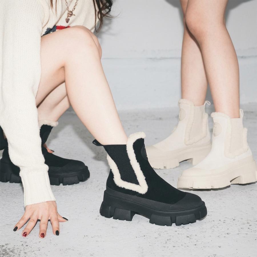 STEVE MADDEN（スティーブ・マデン） スエードチェルシーブーツ