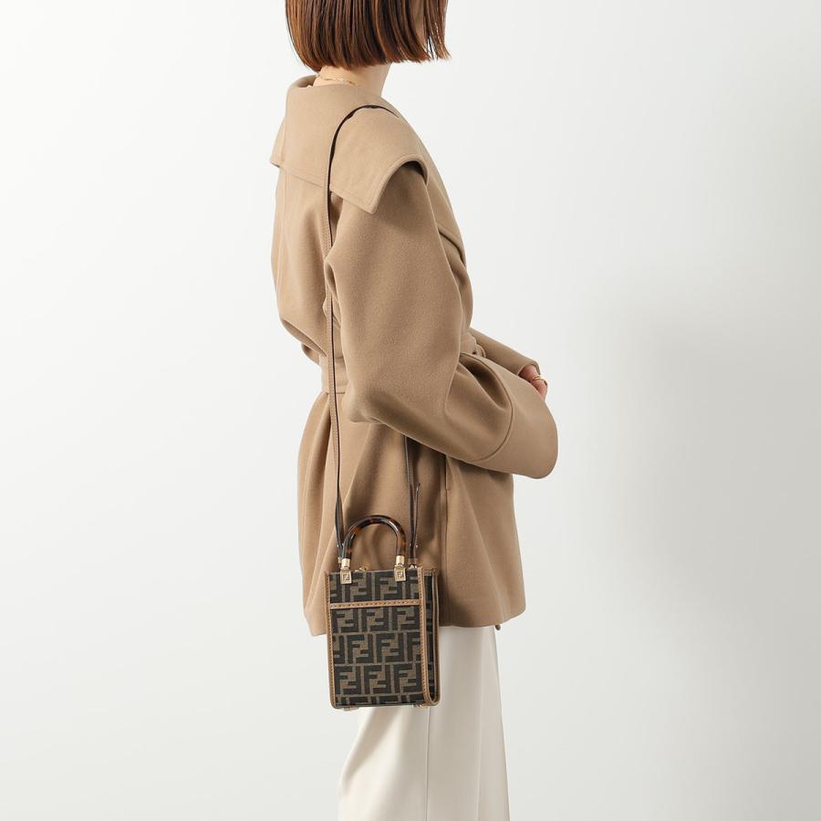 FENDI（フェンディ） ショルダーバッグ SUNSHINE SHOPPER サンシャイン