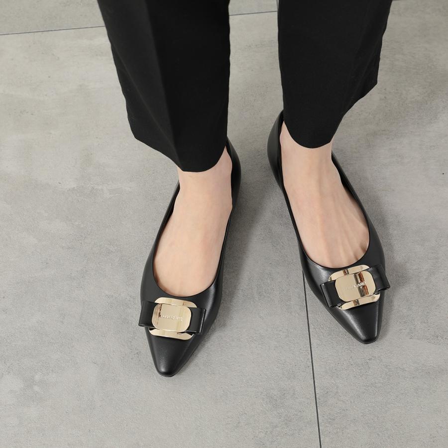 フェラガモ　ミンク ヴァラリボン フラットシューズ　サイズ5 黒　ブラウス フェラガモ フラットパンプス ヴァラ リボンチャコール 5 1/2C約23cm