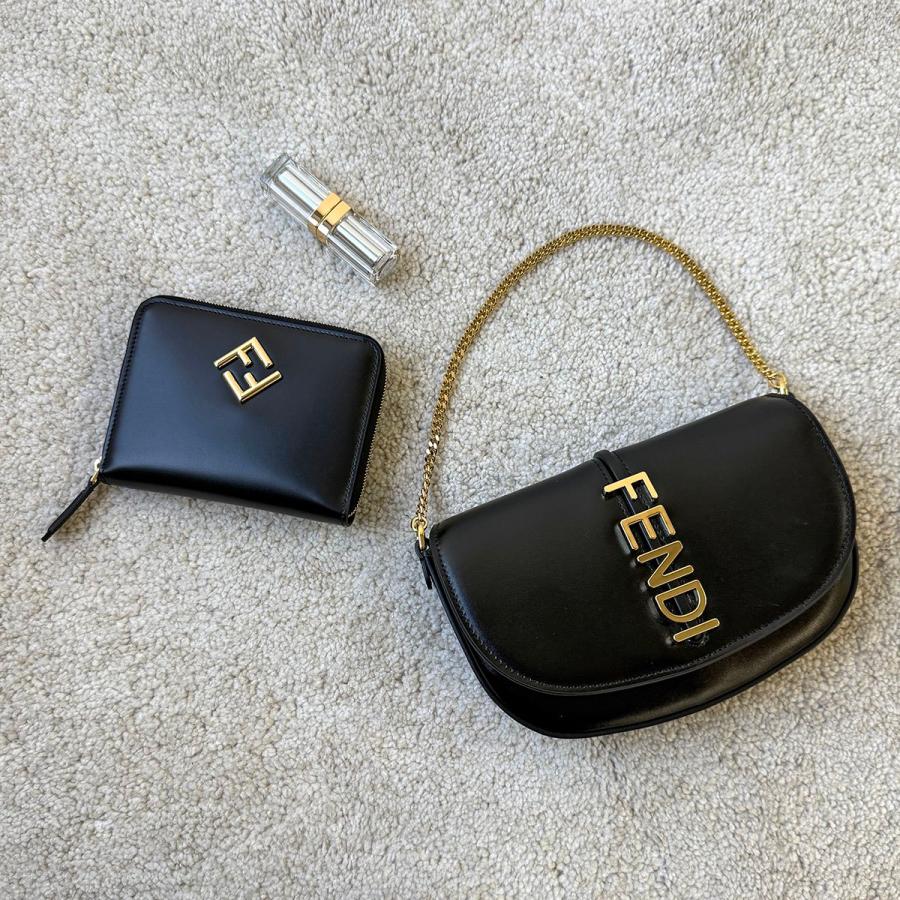 FENDI（フェンディ） ショルダーバッグ 8M0529 ANSS レディース