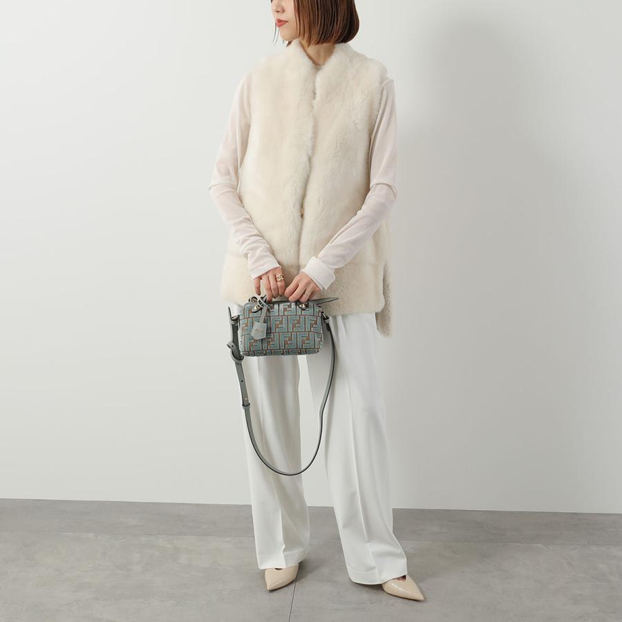 FENDI　フェンディ　ハンドバッグ　ショルダーバッグ　ベルベット　鞄　美品 FENDI（フェンディ） ショルダーバッグ BY THE WAY SOFT MINI バイ ザ