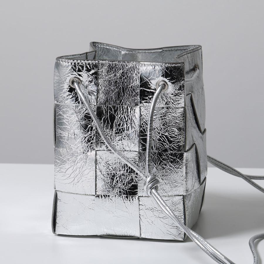 BOTTEGA VENETA（ボッテガ・ヴェネタ） ショルダーバッグ CASSETTE