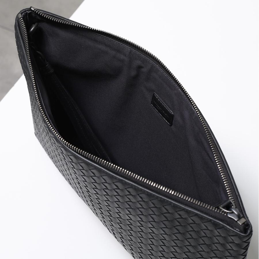 BOTTEGA VENETA（ボッテガ・ヴェネタ） クラッチバッグ CASSETTE
