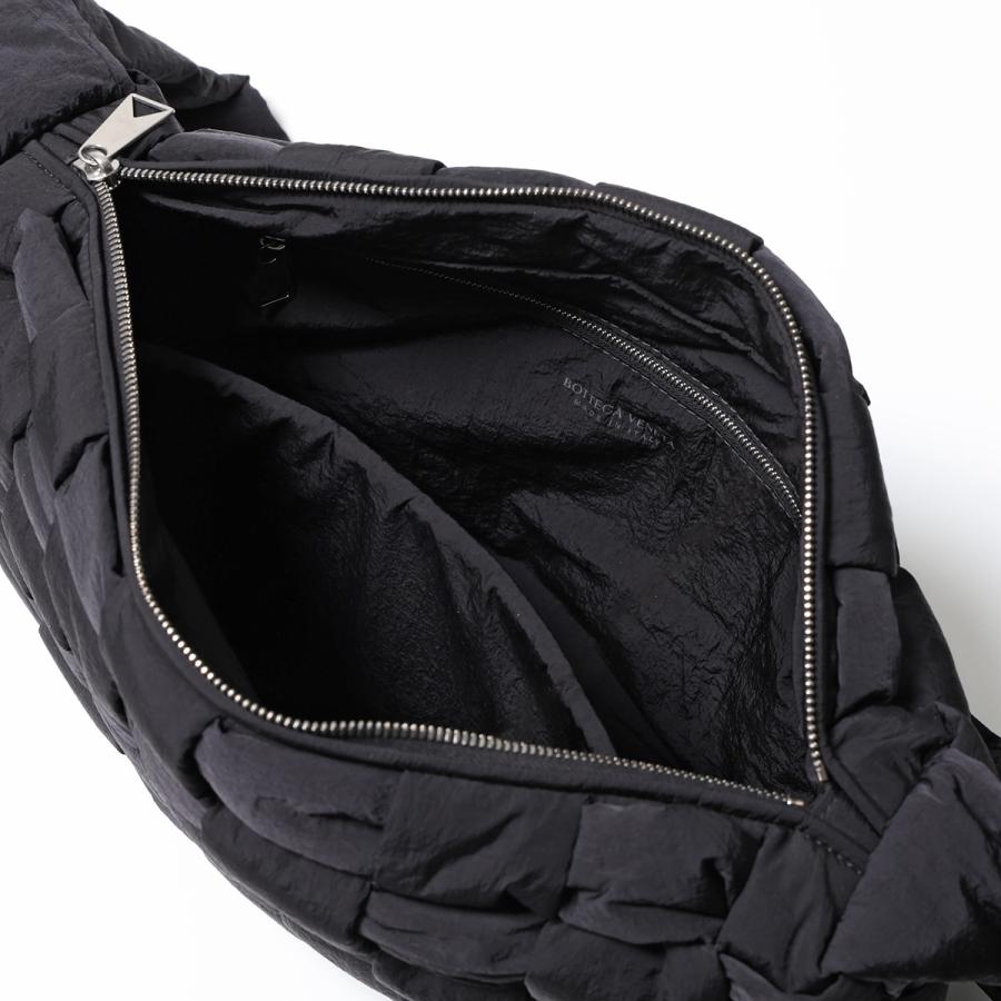 BOTTEGA VENETA（ボッテガ・ヴェネタ） ショルダーバッグ CASSETTE