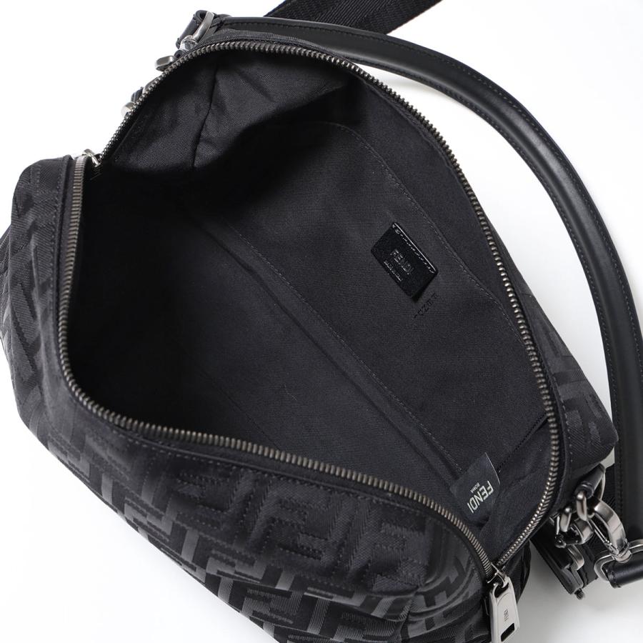 FENDI（フェンディ） ショルダーバッグ LUI ルイ ミディアム 7VA672