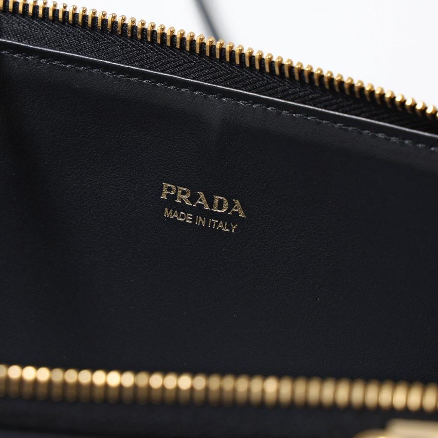 PRADA（プラダ） ショルダーウォレット Re-Nylon リナイロン 1MT020