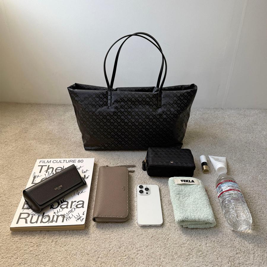 新品同様✨ゲラルディーニ・ハンドバッグ手提げ鞄 ナイロン ３室 保存袋付属 ゲラルディーニ トートバッグ ショルダー 2WAY 白 保存袋付 極美品