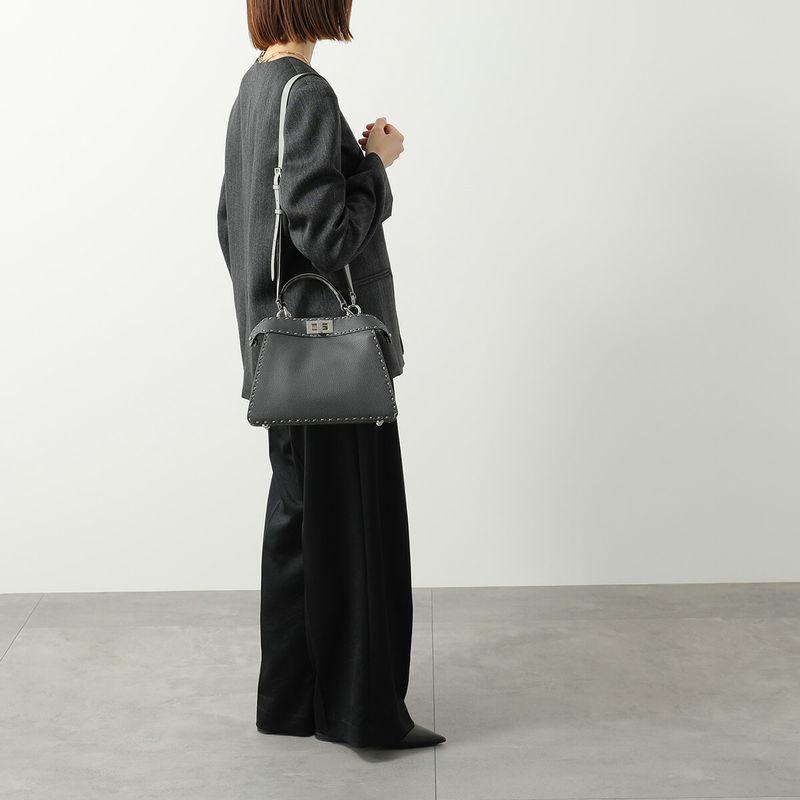 FENDI（フェンディ） ショルダーバッグ PEEKABOO ISeeU SMALL
