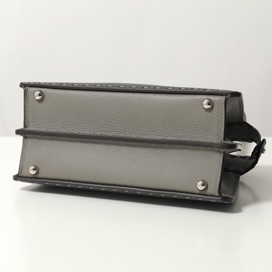 FENDI（フェンディ） ショルダーバッグ PEEKABOO ISeeU SMALL