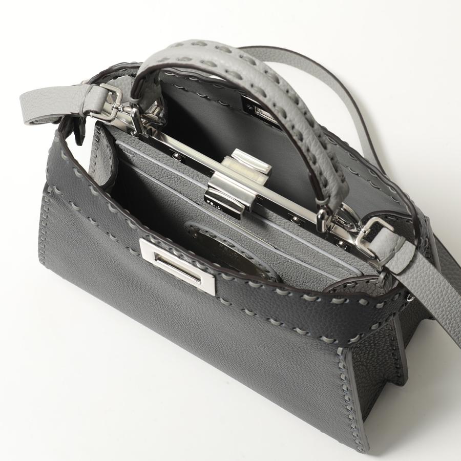 FENDI（フェンディ） ショルダーバッグ PEEKABOO ISeeU SMALL