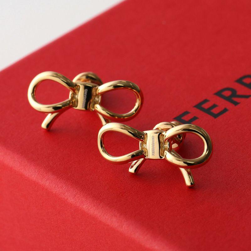 FERRAGAMO（フェラガモ） ピアス EAR BOW STUD 76 0949 791133