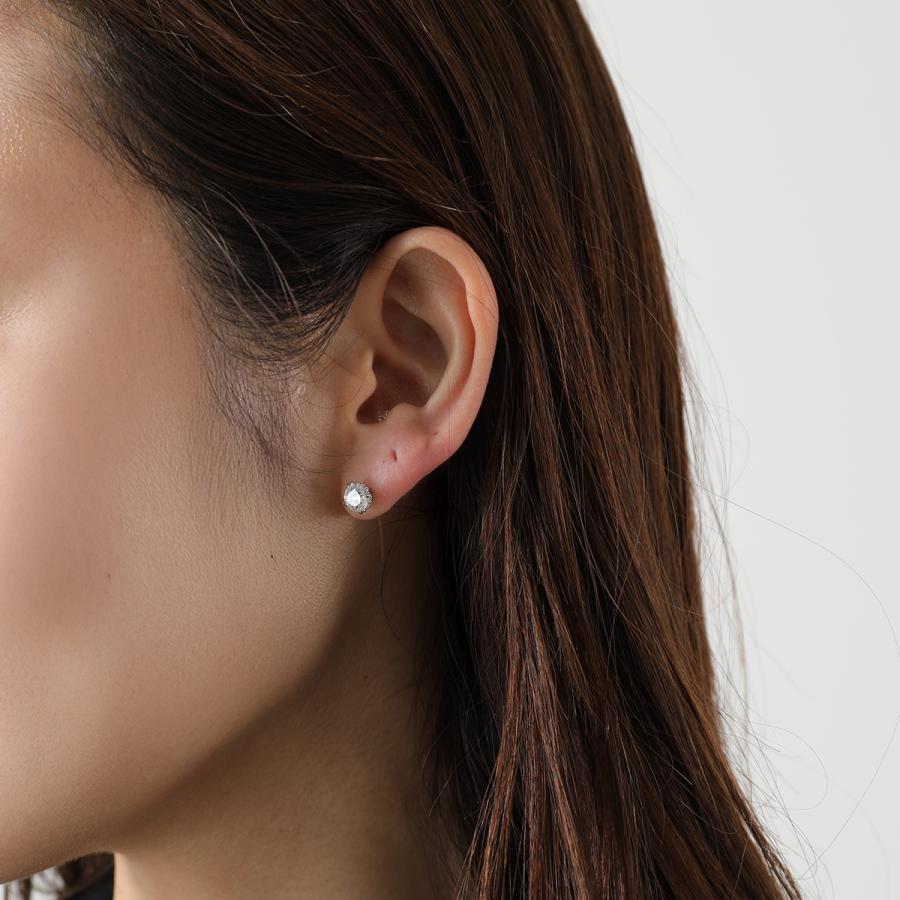 SWAROVSKI（スワロフスキー） ピアス Stilla stud pierce ステラ