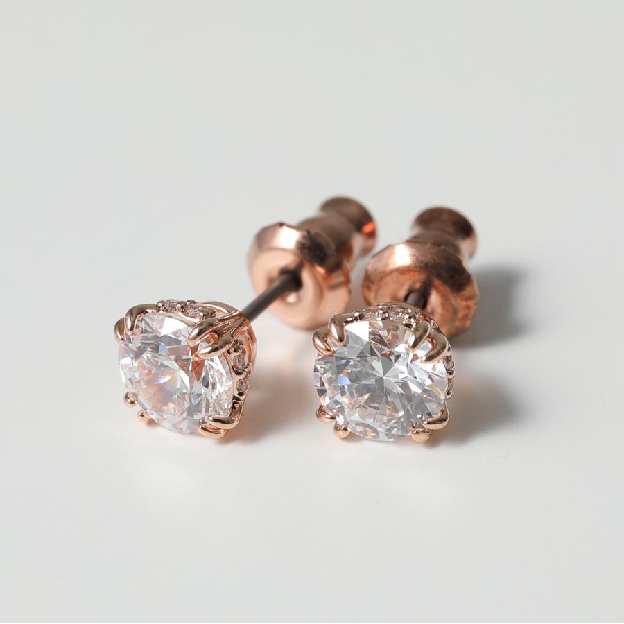 SWAROVSKI（スワロフスキー） ピアス Stilla stud pierce ステラ