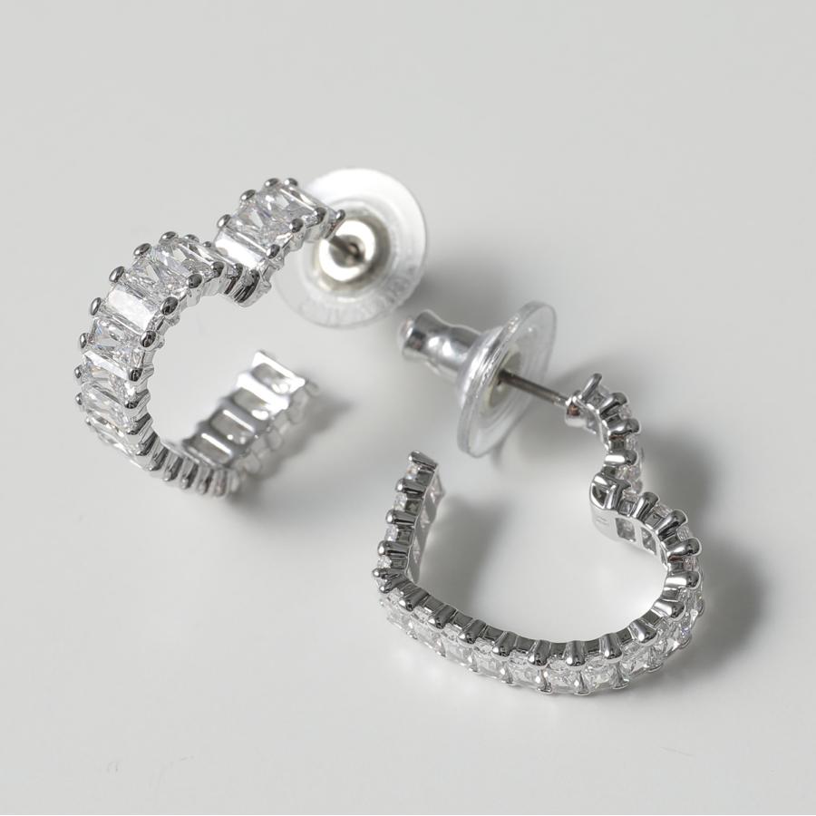 スワロフスキー　フープピアス クリスタル石付き SWAROVSKI（スワロフスキー） フープピアス Matrix hoop pierce