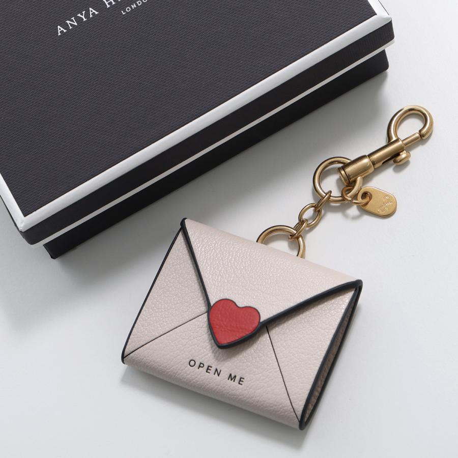 ANYA HINDMARCH（アニヤ・ハインドマーチ） キーホルダー 「I Love You