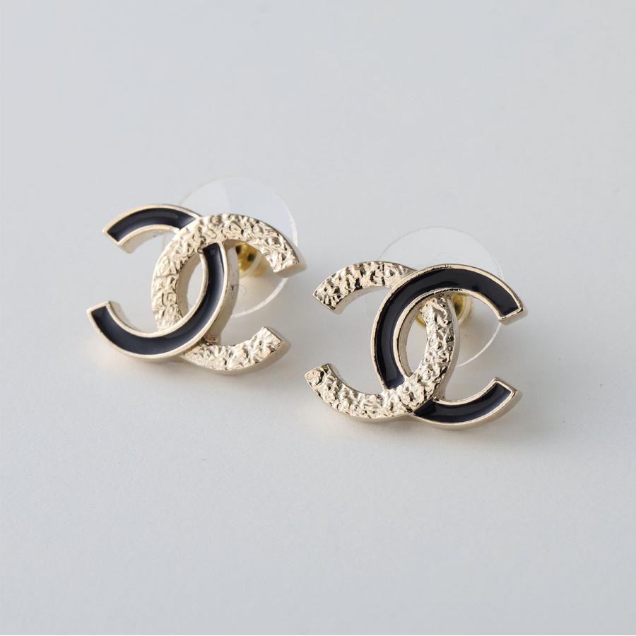 CHANEL シャネル ピアス ABG904 B23001 レディース ココマーク CCマーク メタル スタッド U6120/ゴールド×ホワイトの画像