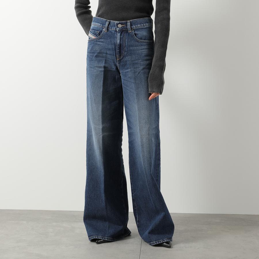DIESEL（ディーゼル） デニムパンツ flare jeans 1978 D-AKEMI A03624