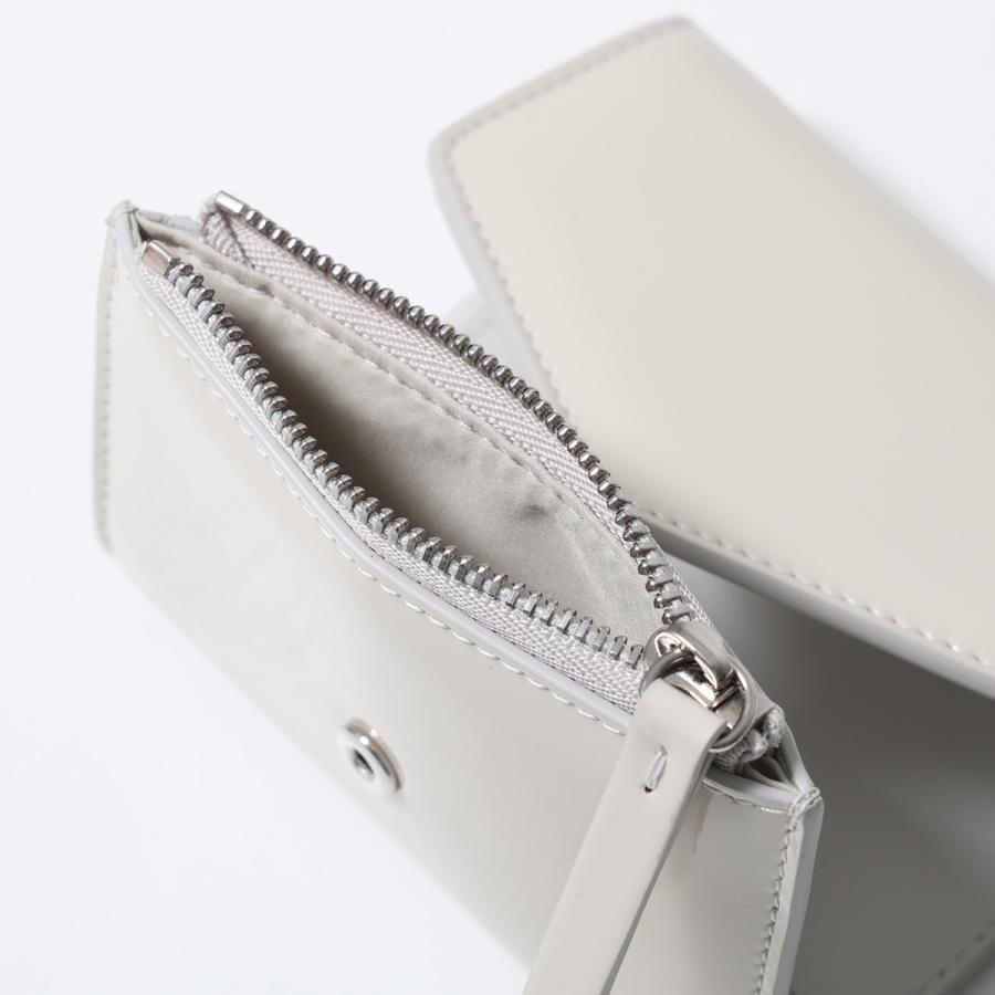 Maison Margiela（メゾンマルジェラ） 三つ折り財布 S56UI0136 P2921