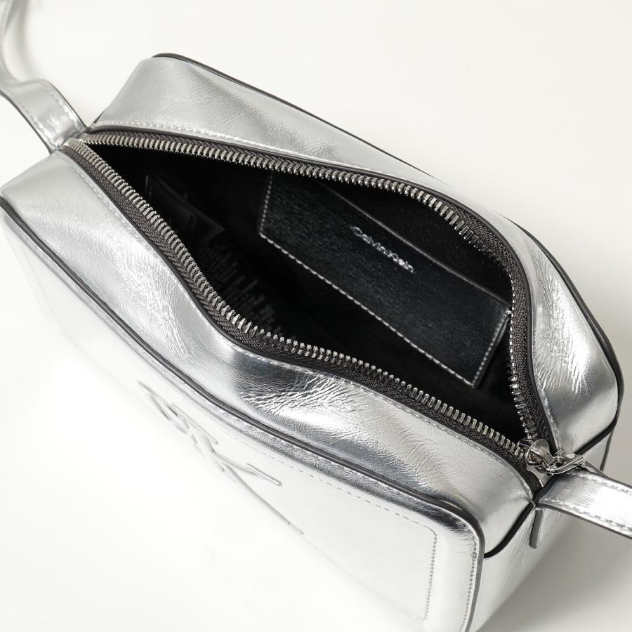 【新品】カルバンクライン スカルプテッドカメラバッグ ショルダー スカイグレー Calvin Klein（カルバン・クライン） ショルダーバッグ WEBBING DOUBLE
