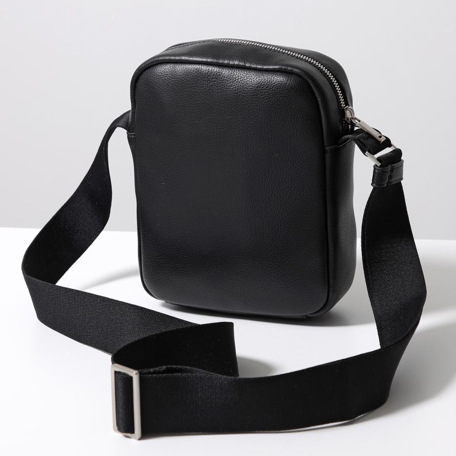 Calvin Klein（カルバン・クライン） ショルダーバッグ RAISED