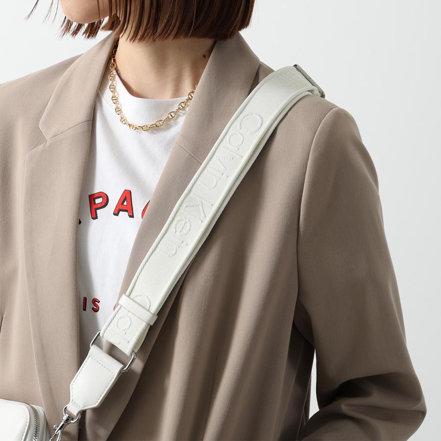 【新品】カルバンクライン スカルプテッドカメラバッグ ショルダー スカイグレー Calvin Klein カルバンクライン カメラバッグ 未使用 タグ付き