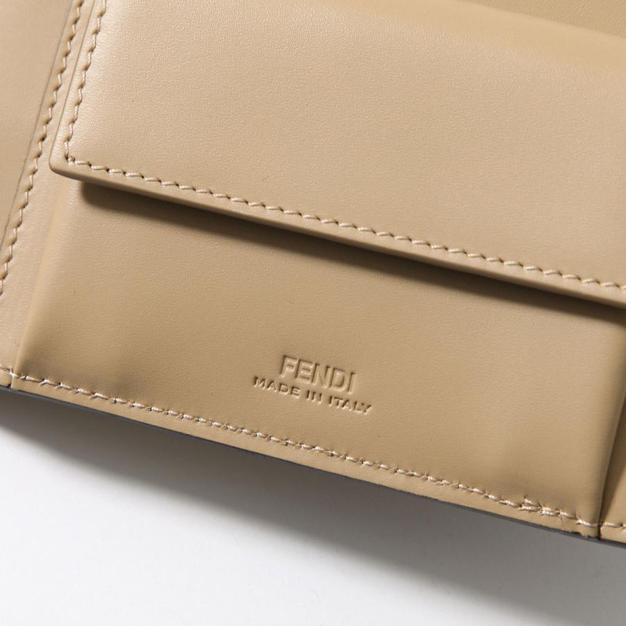 美品 FENDI フェンディ ズッカ バケットウォレット エンボイスレザー 美品 FENDI フェンディ ズッカ バケットウォレット エンボイスレザー