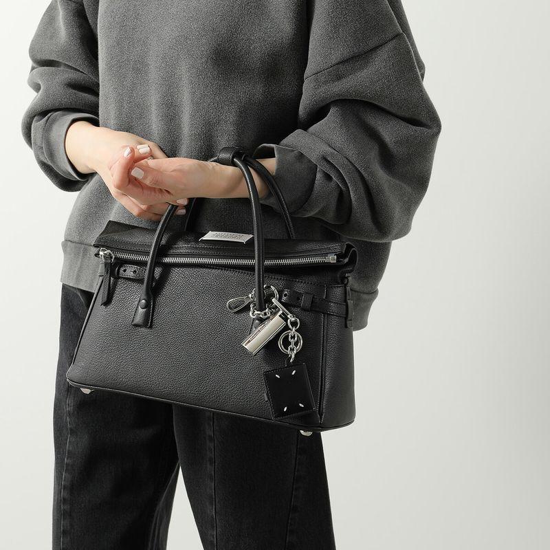 Maison Margiela（メゾンマルジェラ） IDフォトホルダーチャーム