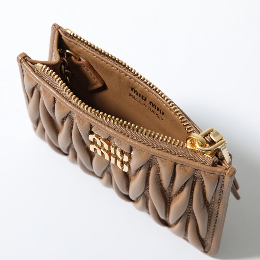 み*♡様 人気！miumiu ミュウミュウ　ケース　マテラッセ miu miu（ミュウミュウ） フラグメントケース MATELASSE マテラッセ