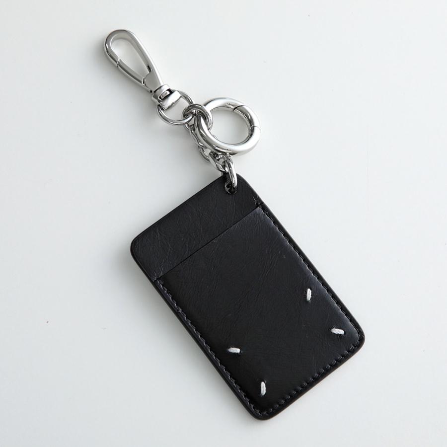 メゾンマルジェラ　キーホルダー Maison Margiela（メゾンマルジェラ） バッグチャーム SA1VL0053 P8831