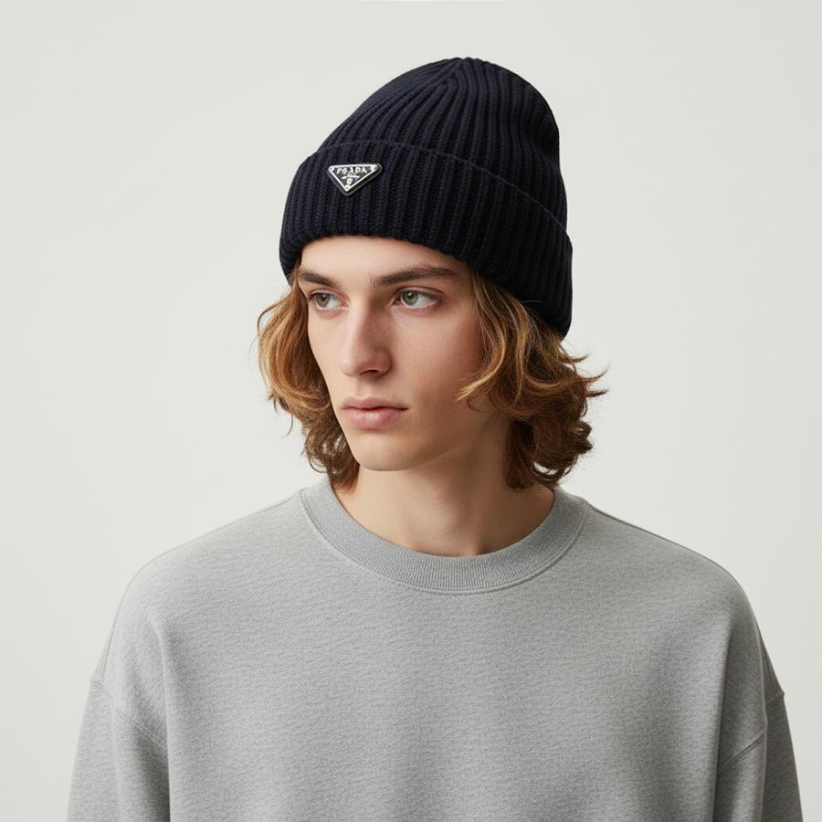 PRADA　ニットハット帽 PRADA（プラダ） ニット帽 2HC390 2DZL メンズ トライアングルロゴ